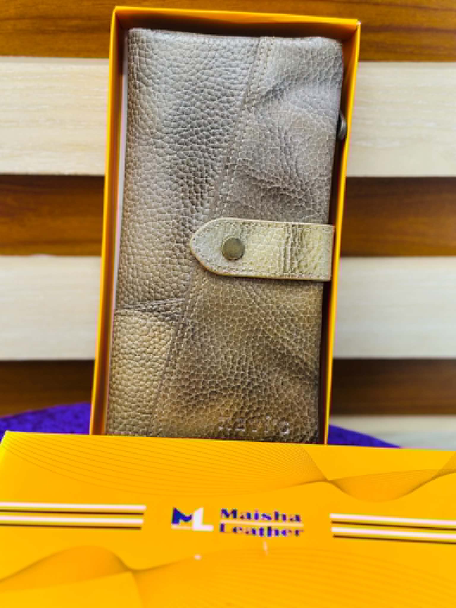 M L LEATHER SINGLE BUTTON LONG MAN WALLET