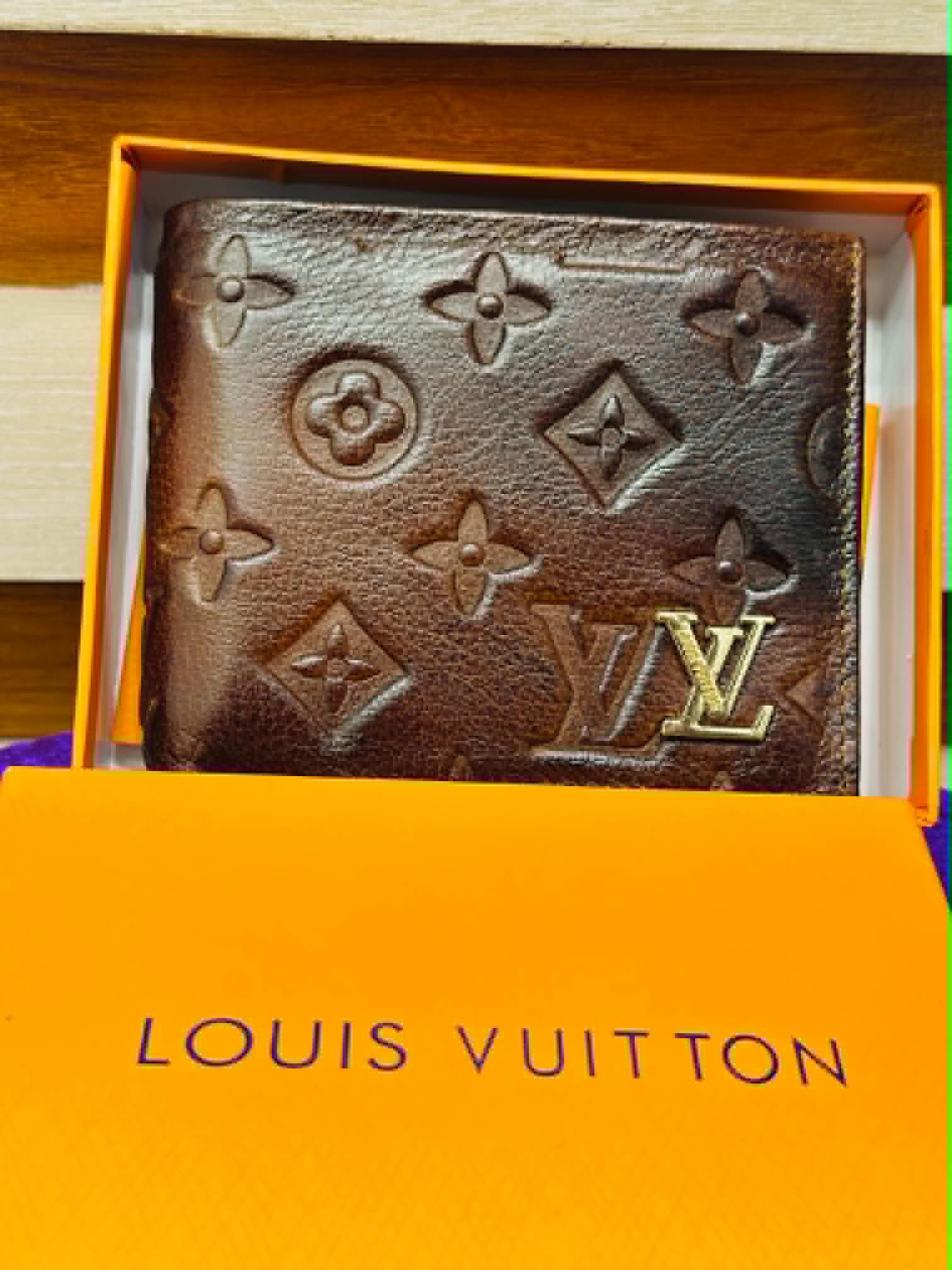 LOUIS BUITTON PREMIUM MAN WALLET